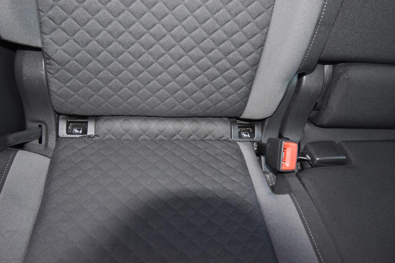 Volkswagen TIGUAN 1.5 TSI ACT Comfortline Business , TREKHAAK , VIRTUAL COCKPIT , V STOEL VERW , NAVI , LED KOPL ,