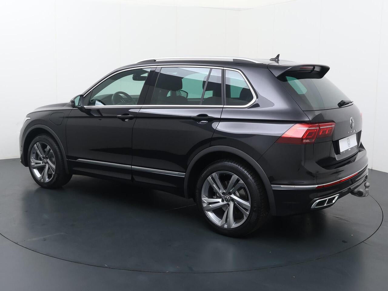 Volkswagen TIGUAN 1.4 TSI eHybrid R-Line Business | 245 PK | Automaat | Trekhaak | Achteruitrijcamera | R-Line |