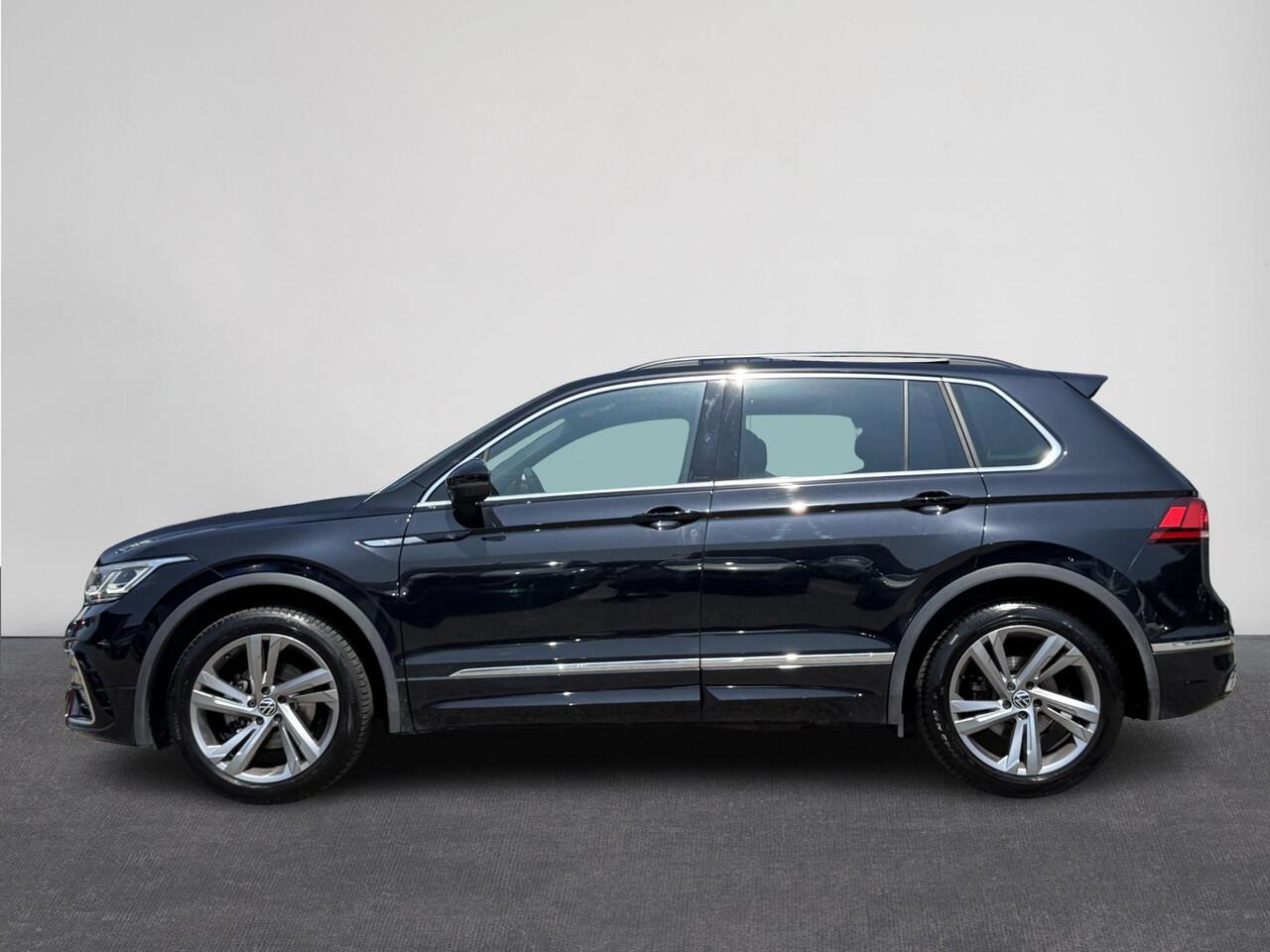 Volkswagen TIGUAN 1.5 TSI R-Line Business Automaat | Matrix LED koplampen | Cruise control adaptief | Digitaal Dashboard | Climate Control | comfortstoelen | Apple Carplay/Android Auto | Parkeersensor voor/achter | 19" Lichtmetalen Velgen ( Vesteging - Vianen )
