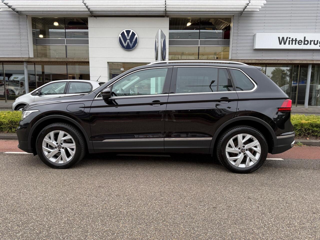 Volkswagen TIGUAN 1.4 TSI 245pk DSG eHybrid Elegance / Carplay / Panoramadak / LED / 18" lmv / SOH 91%