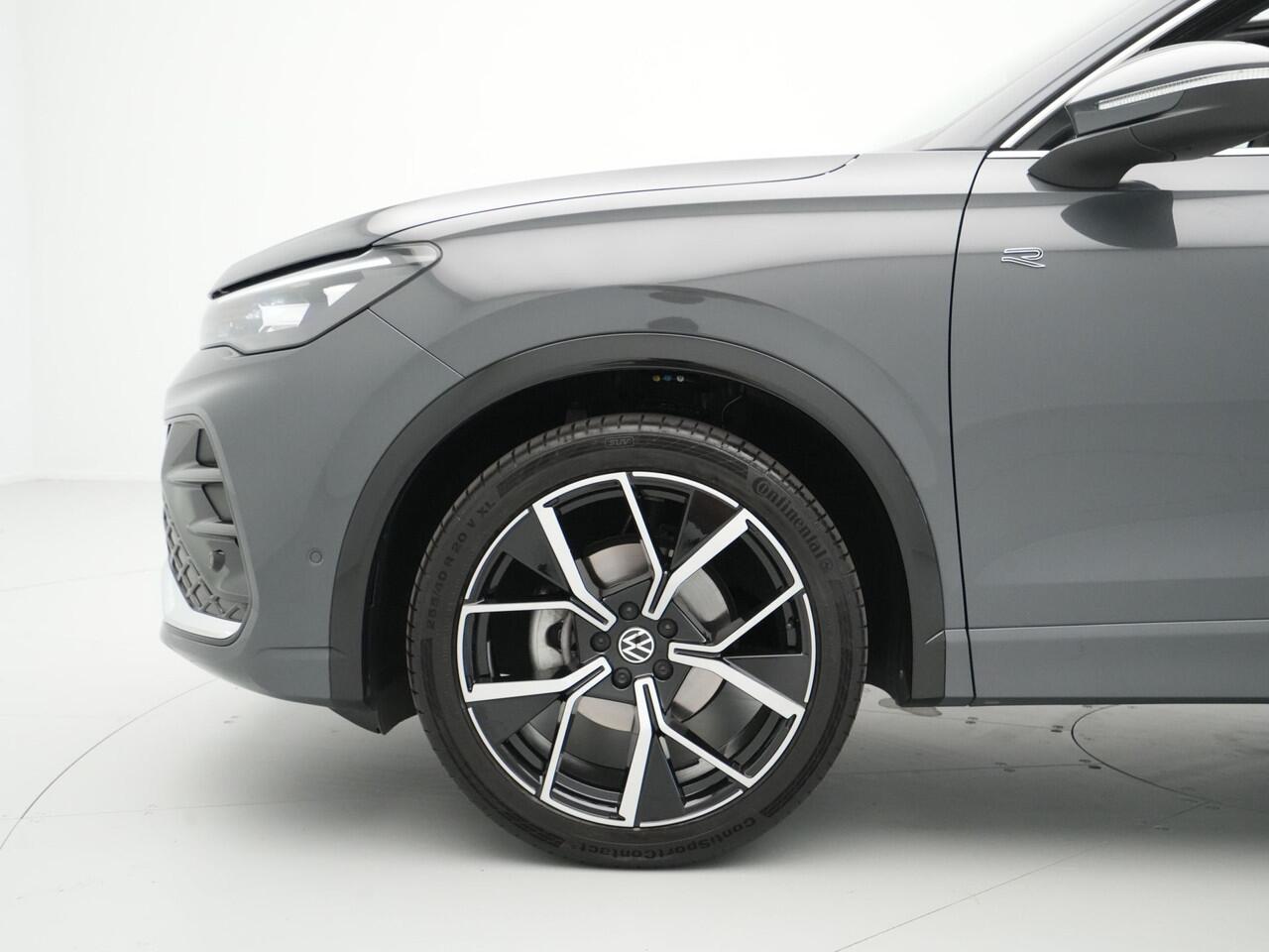 Volkswagen TIGUAN 1.5 eTSI R-Line Business Panorama Camera Navigatie Acc 36