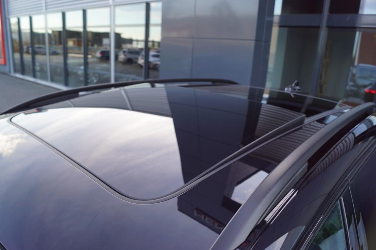 Volkswagen TIGUAN 1.5 eTSI DSG R-Line Black st 150pk /Leer/Panodak/Head-up/Trekh afnb./Navi Pro/Matrix LED /360 gr camera