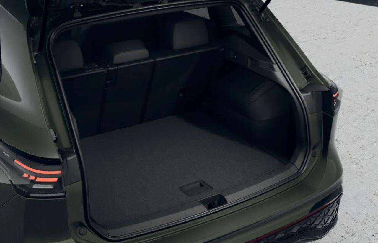 Volkswagen TIGUAN 1.5 eHybrid R-Line Edition !!!Profiteer ook van 4.000 EURO inruilpremie!!