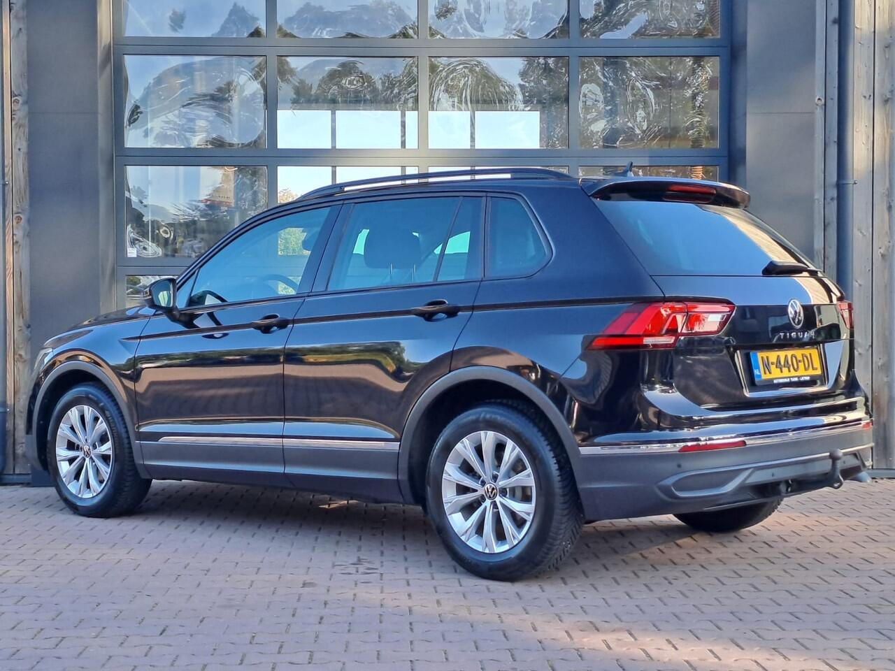 Volkswagen TIGUAN 1.5 TSI Life Business | All-seasons | Trekhaak | Elek. klep | Stoelverwarming | Keyless | Camera |