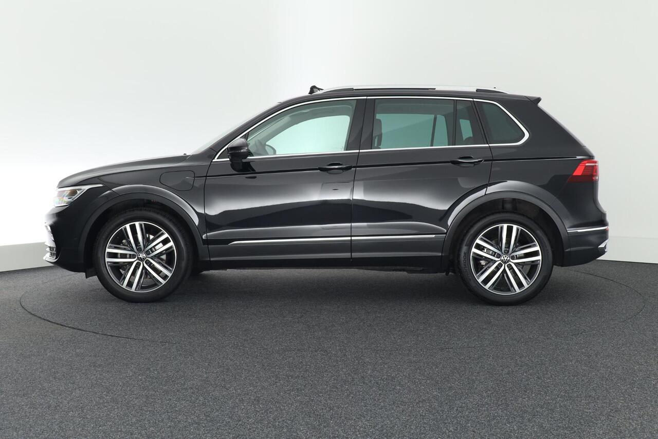 Volkswagen TIGUAN 1.4 TSI 245pk eHybrid Elegance Trekhaak 360Camera Leder Panoramadak