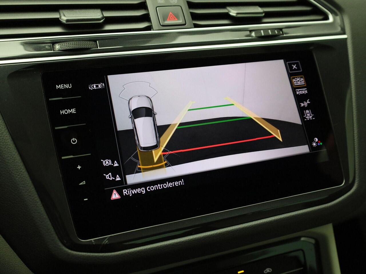 Volkswagen TIGUAN 1.4TSIeHybrid 180kW/245PK Elegance DSG · Panoramadak · Camera + Parkeersensoren · Navigatie