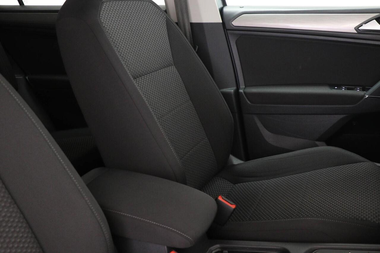 Volkswagen TIGUAN All-space 1.5 TSI Comfortline Business 7p. | CLIMA | DAB | 18"