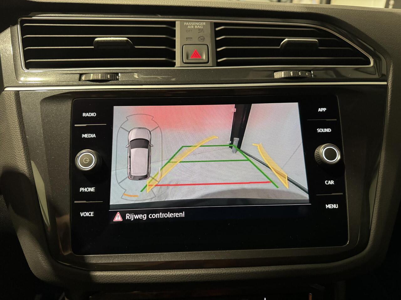 Volkswagen TIGUAN 1.5 TSI Comfortline | carplay | park-assist | stoelverwarming |