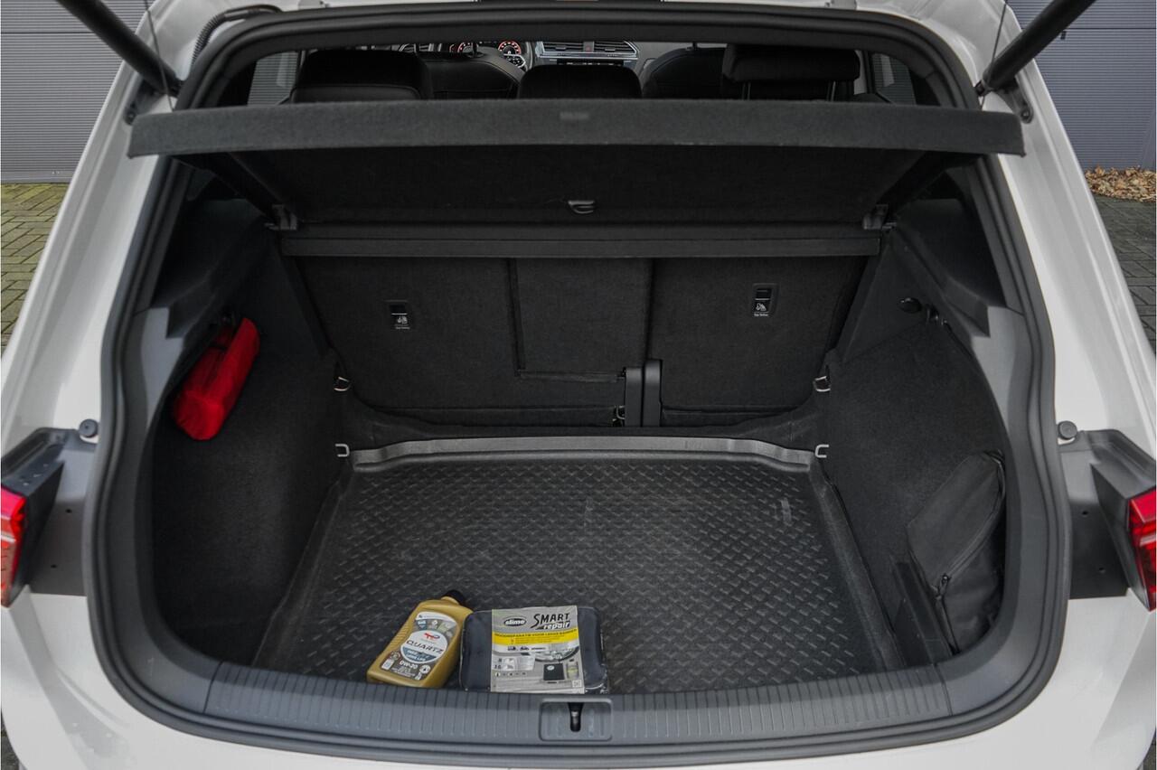 Volkswagen TIGUAN 1.5 TSI R-Line Pano ACC 21" BTW