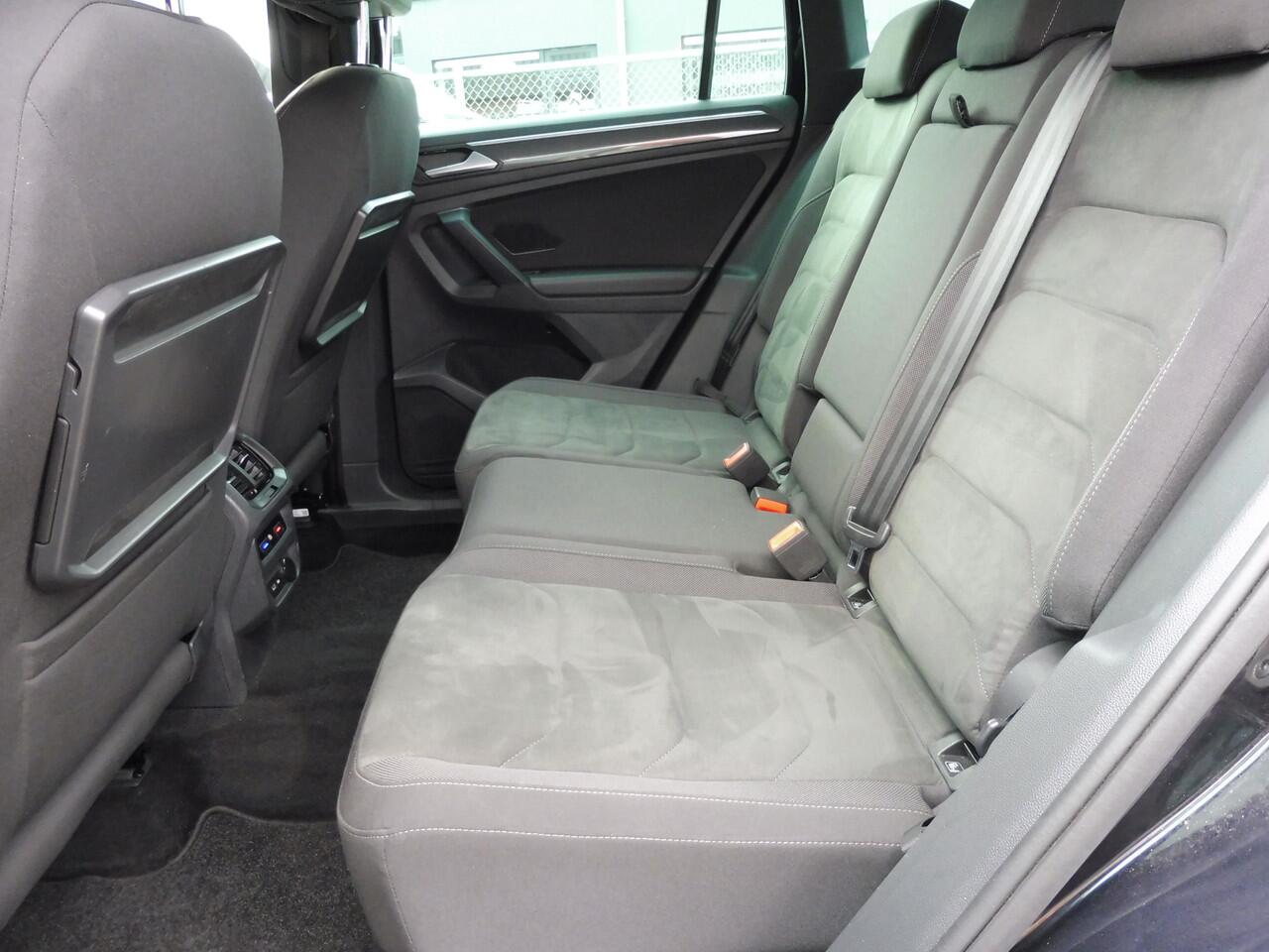 Volkswagen TIGUAN 1.5 TSI ACT Highline Business R Digidash | Pano | LED | LMV 19"| NL auto | 1e eig.