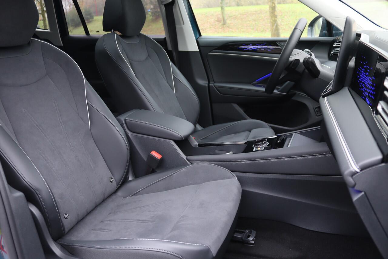 Volkswagen TIGUAN 1.5 eHybrid 204pk Elegance Pano/IQ.Light HD/360/Head-up/Keyless/ACC/DCC/ErgoActive/Dodehoek/20"/Trekhaak wegkl.