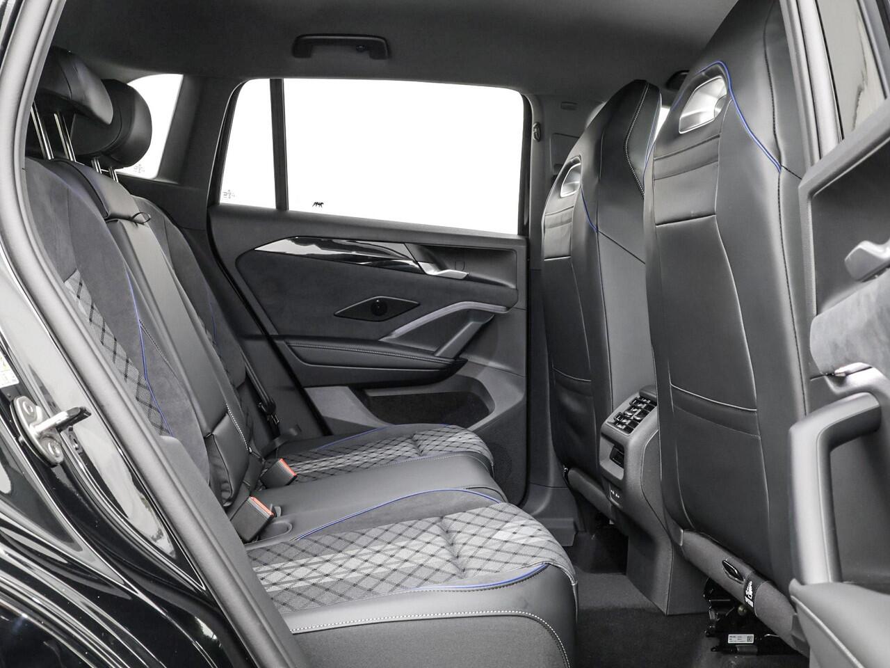 Volkswagen TIGUAN R-Line Edition 1.5 eHybrid 204 PK 6 versn. DSG · Trekhaak inklapbaar, met elektrische ontgrendeling, incl. aanhangermanoeuvreerhulp Trailer Assist ·