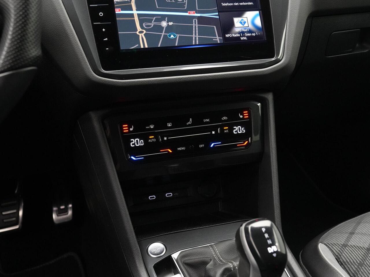 Volkswagen TIGUAN 1.4 TSI eHybrid 245 pk DSG R-Line | Panoramadak | Trekhaak | Navigatie Discover Pro | 360 camera | IQ Light | Stuur-/achterbankverwarming