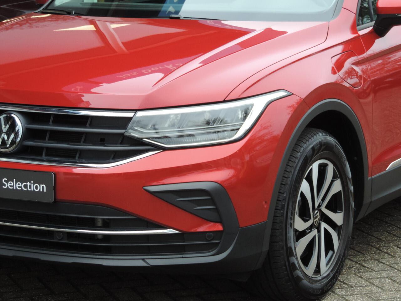 Volkswagen TIGUAN 1.4 TSI 245pk eHybrid Active DSG - ACC | Camera | CarPlay | Dodehoek | Stoel/stuurverw. | Elektr. klep | Elek. Trekhaak