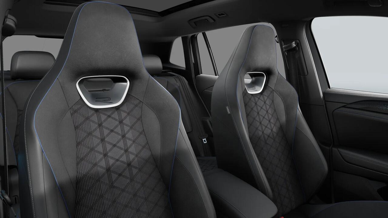 Volkswagen TIGUAN 1.5 eHybrid 272 6DSG R-Line Edition Automaat | Black Style Pakket