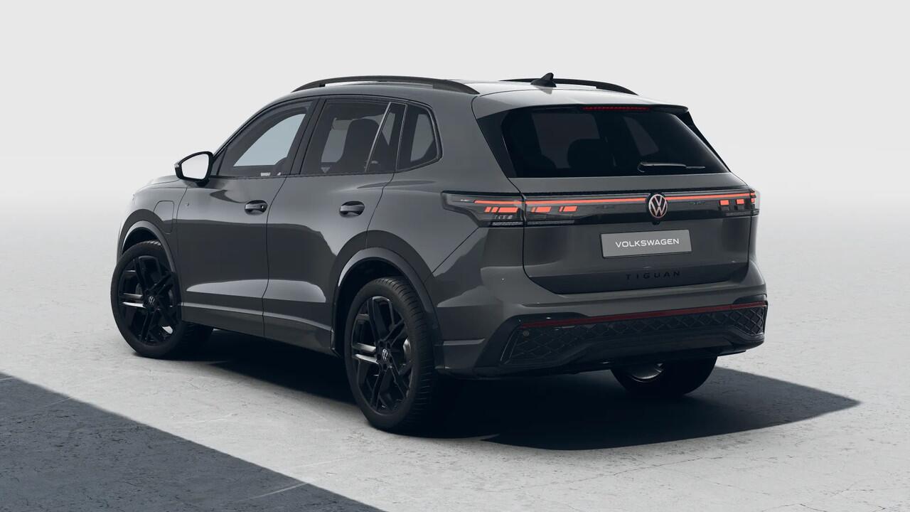 Volkswagen TIGUAN 1.5 eHybrid 272 6DSG R-Line Edition Automaat | Black Style Pakket