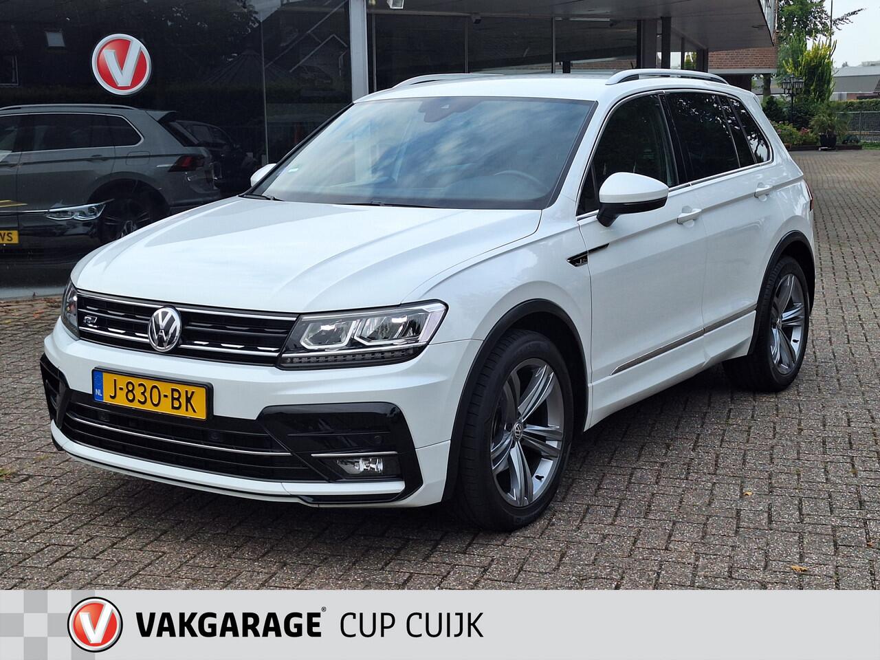 Volkswagen TIGUAN 1.5 TSI ACT R-line Business Navigatie/Trekhaak/ Digitaal Dashboard/ Cruise control/Draadloos oplader Parelmoer wit