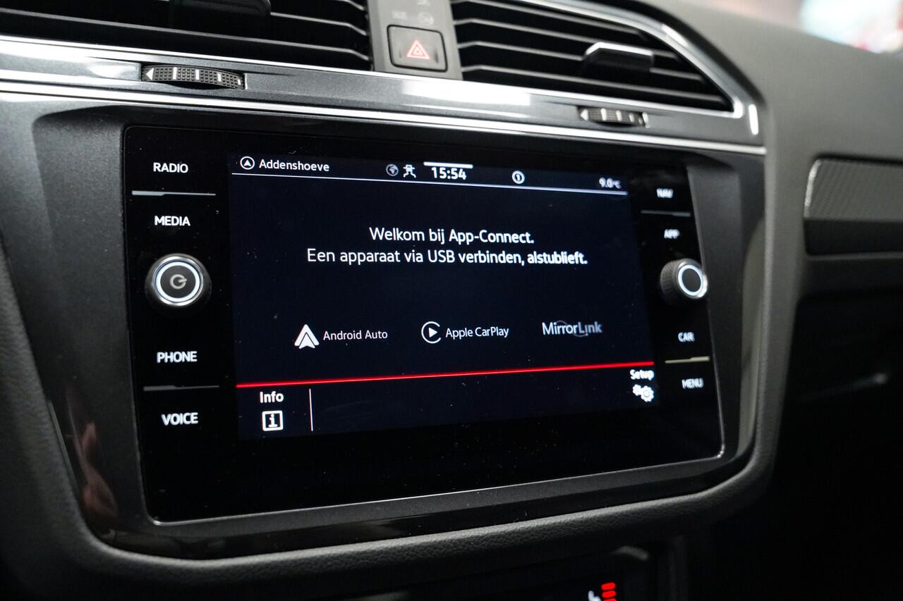 Volkswagen TIGUAN 1.4 TSI eHybrid R-Line Black style|Pano dak|Trekhaak|Acc