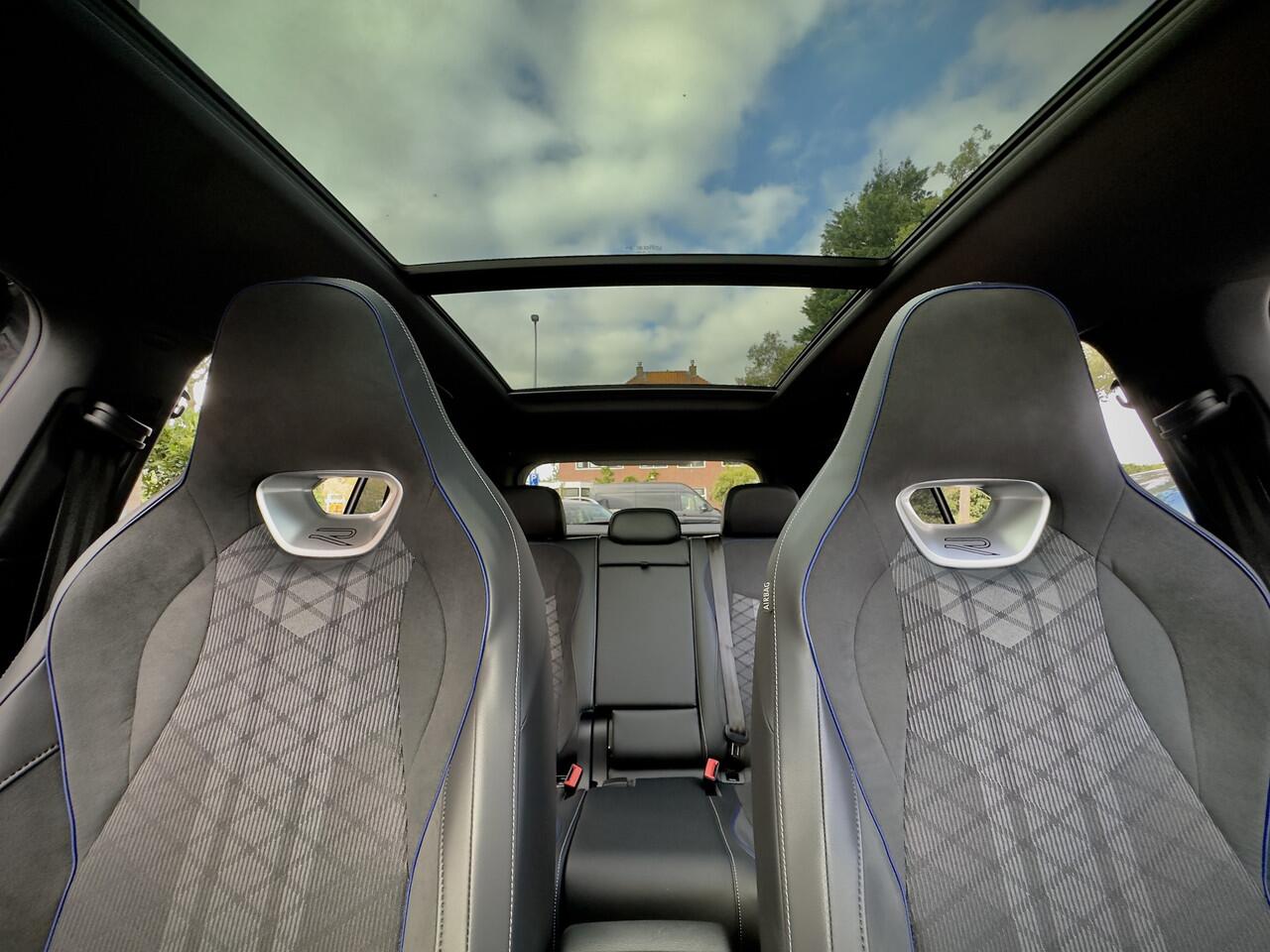 Volkswagen TIGUAN 1.5 eHybrid 272PK AUT6 R-LINE EDITION NWSTE-MODEL!! PANODAK LEDER NAVI CAMERA PARK-ASSIST LED LMV PDC