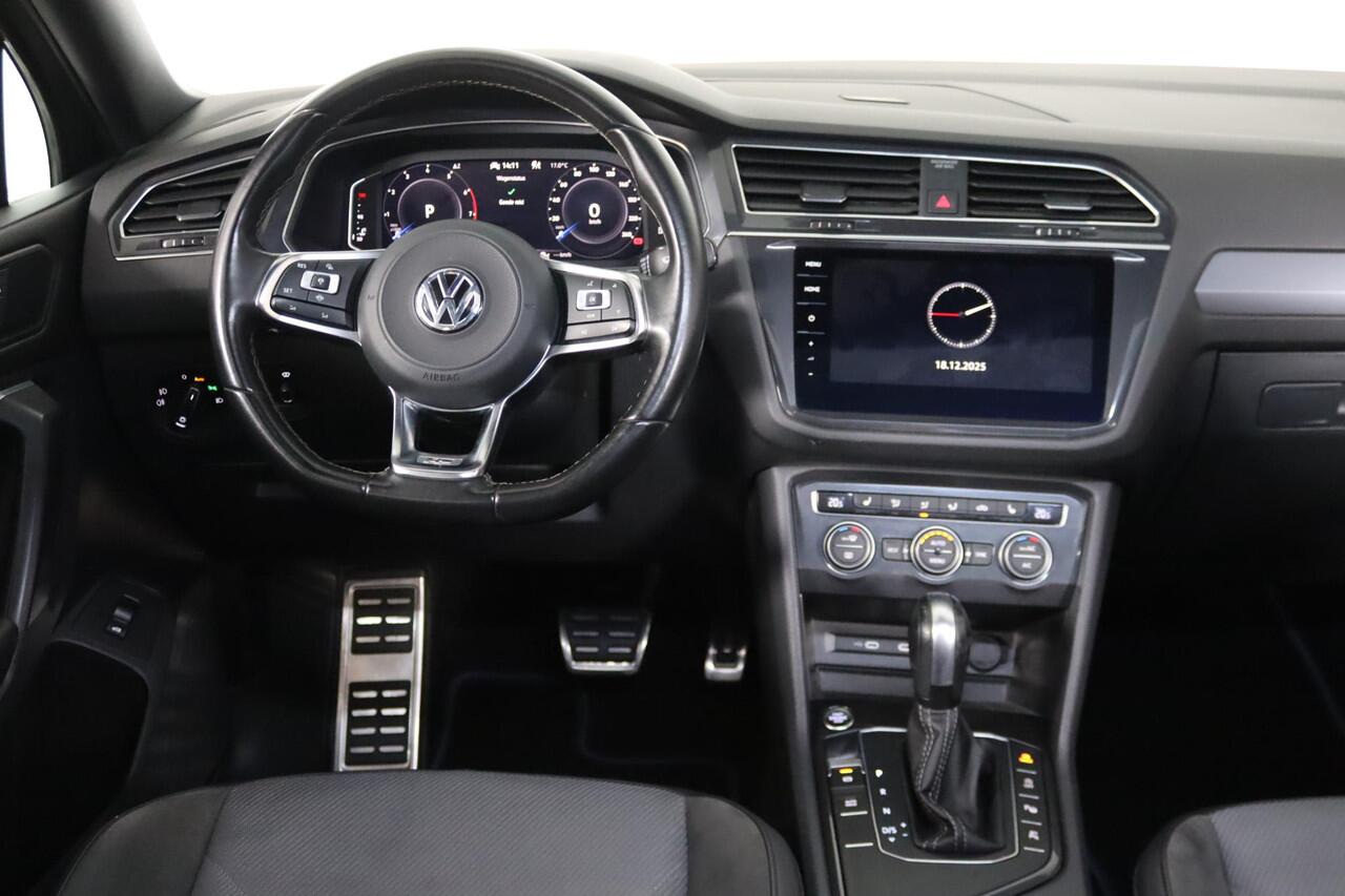 Volkswagen TIGUAN Allspace 1.5 TSI, 2x R-line, Blackstyle, 7-Persoons, Panoramadak, Head-up Display, ACC, Apple CarPlay/Android Auto, Digitale Cockpit, Stoelverwarming,