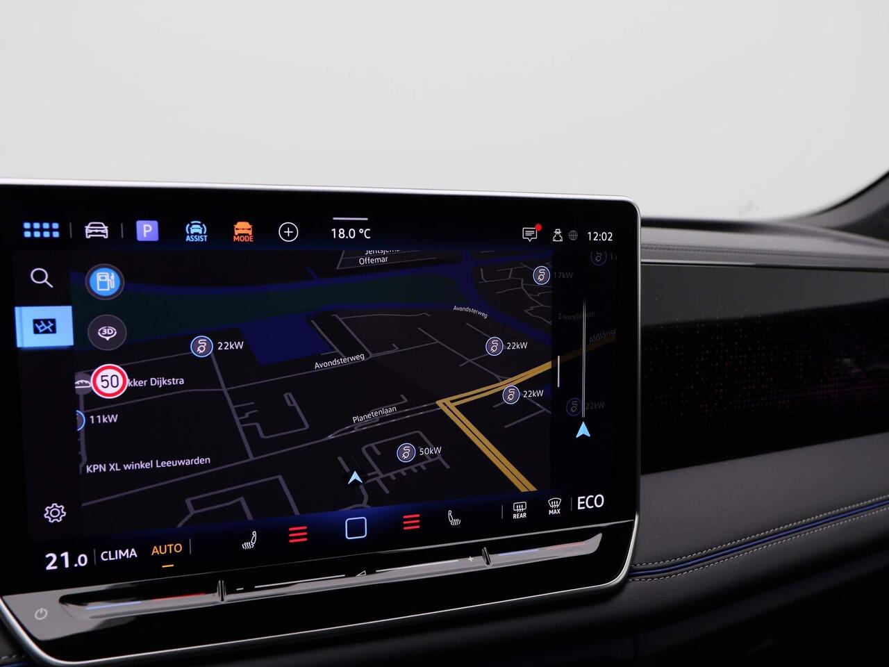 Volkswagen TIGUAN 1.5 eHybrid 272 Pk Automaat R-Line Business | LED | Camera | Climate Control | Carplay | Adaptive Cruise | privacy Glass | 20 Inch | 6.992 Km!!