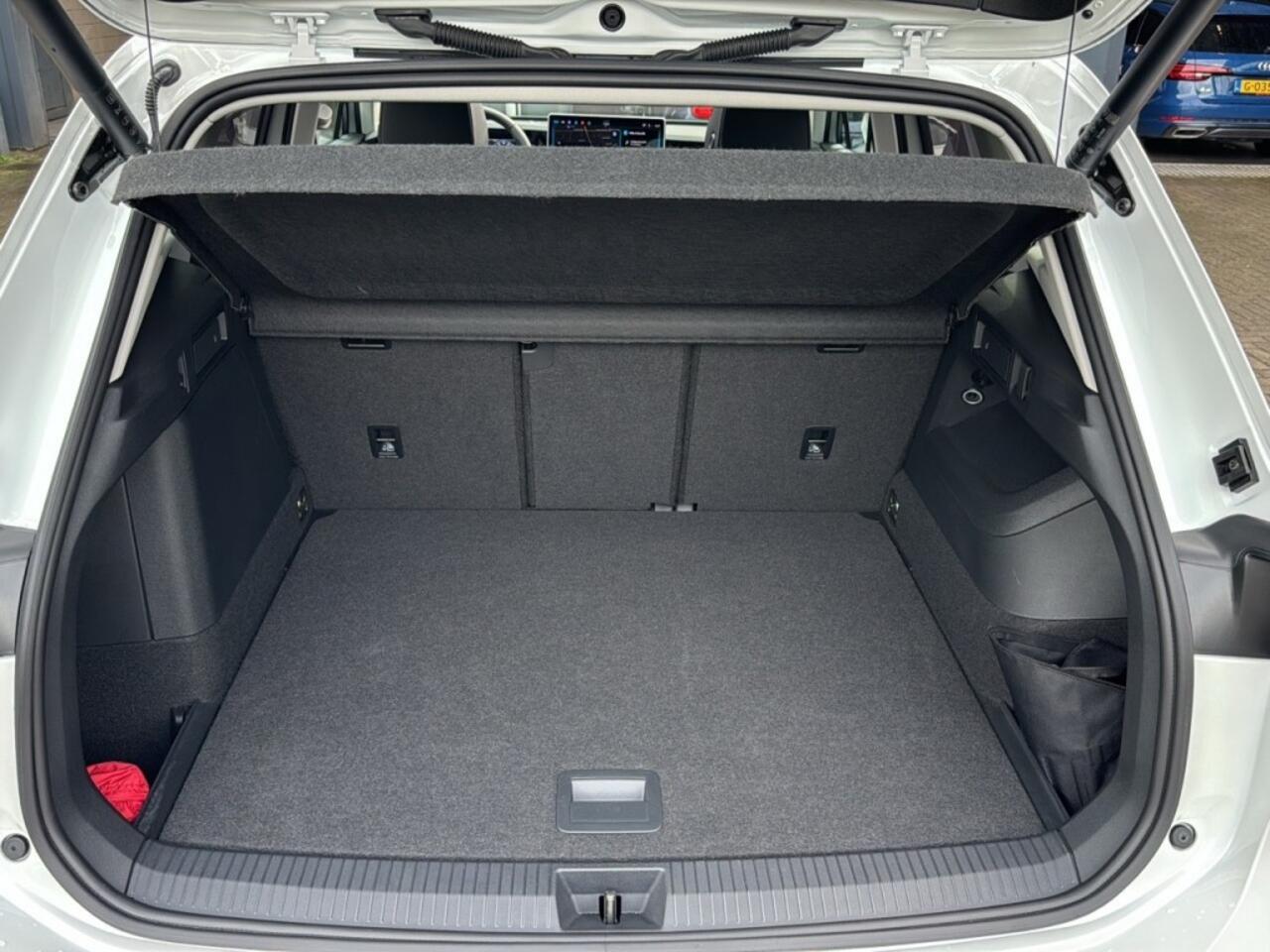 Volkswagen TIGUAN 1.5 TSI E-HYBRID ELEGANCE PANO-DAK/TREKHAAK/CAMERA/NAVI/ACC/STOELVERW