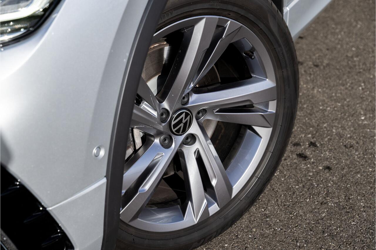 Volkswagen TIGUAN 1.4 TSI eHybrid R-Line / Business Premium / Head-Up