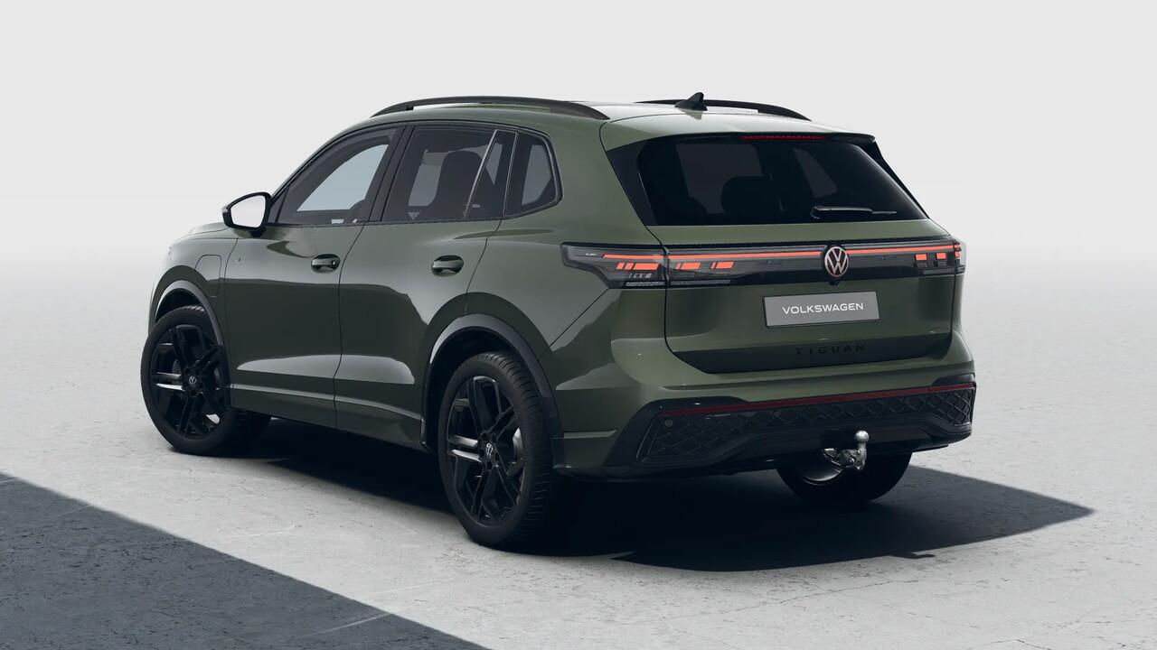 Volkswagen TIGUAN 1.5 eHybrid 204 6DSG R-Line Edition Automaat | Black Style Pakket