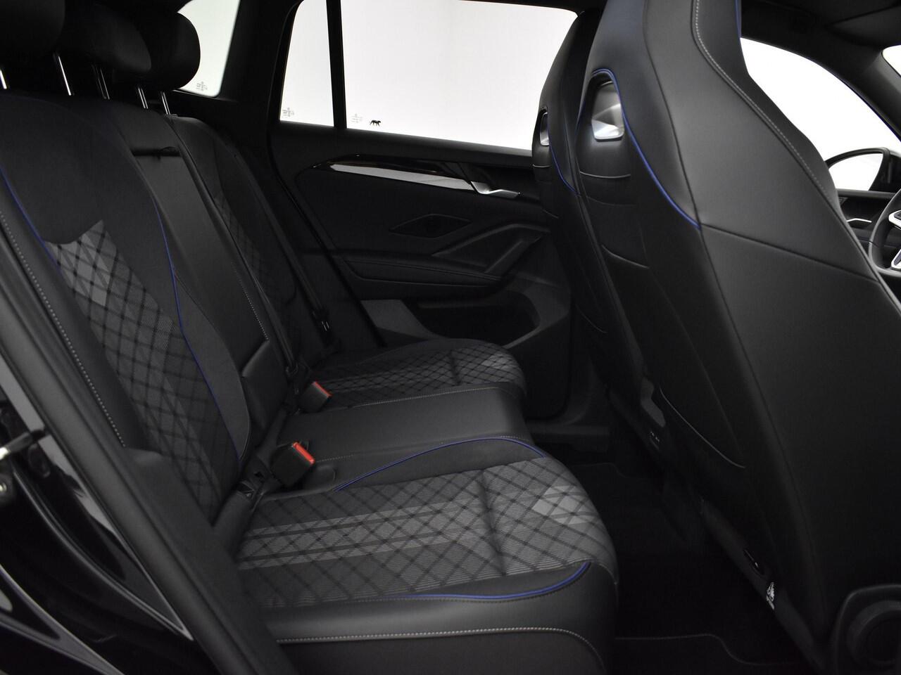 Volkswagen TIGUAN 1.5 272pk DSG eHybrid R-Line Business · Camera · Elek. Trekhaak · Dodehoek Detectie · Apple/Android Car Play · Navigatie · 20'' Inch · Garantie t/m 27-10-2028 of 100.000km