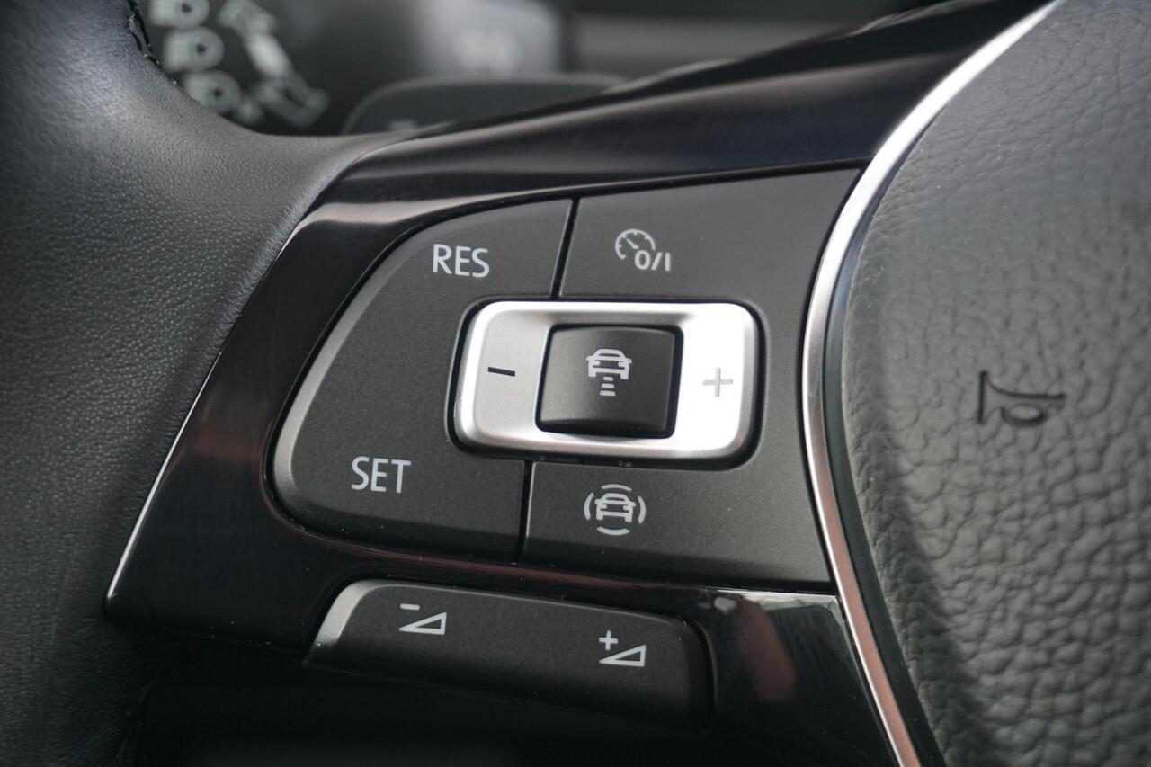 Volkswagen TIGUAN 1.5 TSI ACT Comfortline | Trekhaak | NL Auto