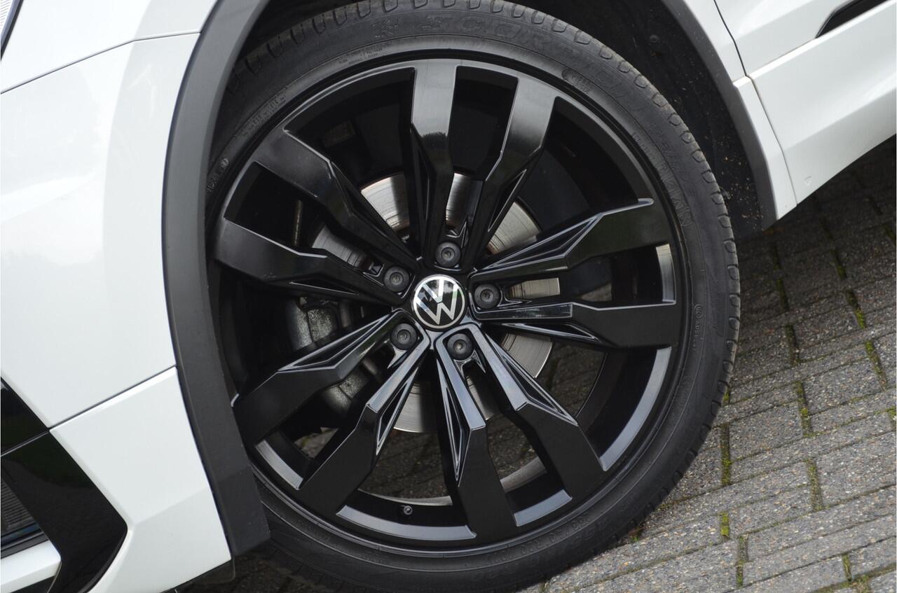 Volkswagen TIGUAN 1.5 TSI ACT Highline Business R-line Pano | Parelmoer wit | Virtual cockpit | Carplay | 20'' LMV zwart | LED koplampen | Stoelverwarming | Alcantara