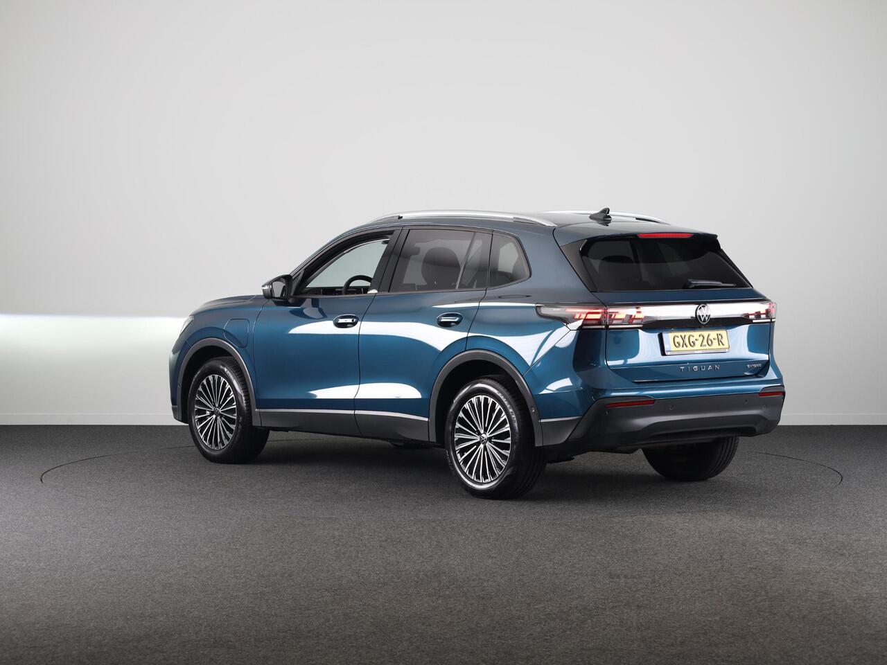 Volkswagen TIGUAN 1.5 eHybrid Life Edition 204PK | Automaat (DSG) | Navigatie | Camera