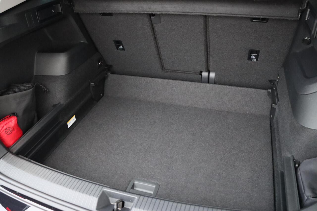 Volkswagen TIGUAN 1.5 eTSI Life Business 130pk DSG7