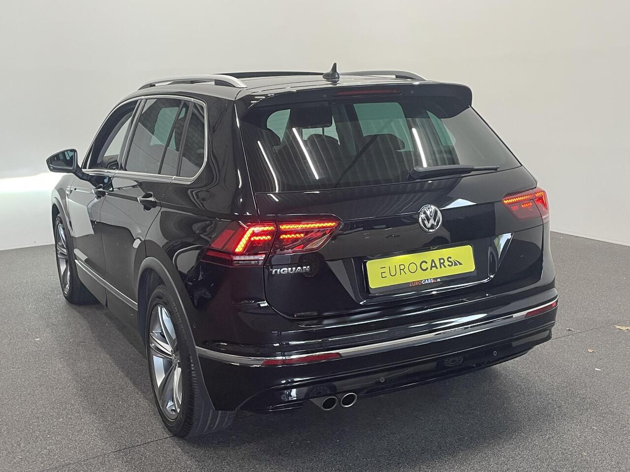 Volkswagen TIGUAN 1.5 TSI 150pk DSG R-Line Platinum Panoramadak Navigatie Apple Carplay/Android Auto Camera Parkeersensoren Adaptive Cruise Control Leder Memory stoelen Stoelverwarming Elektrische achterklep Climate Control Virtual Cockpit