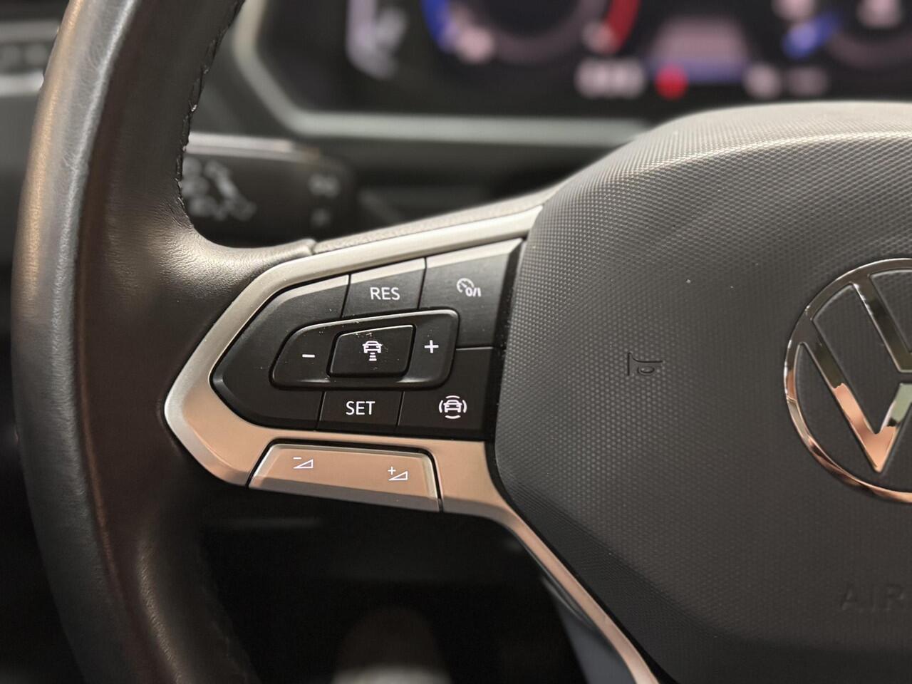 Volkswagen TIGUAN 1.5 TSI Life Panoramadak Navi Camera Ad. Cruise Winter pack Dealeronderhouden