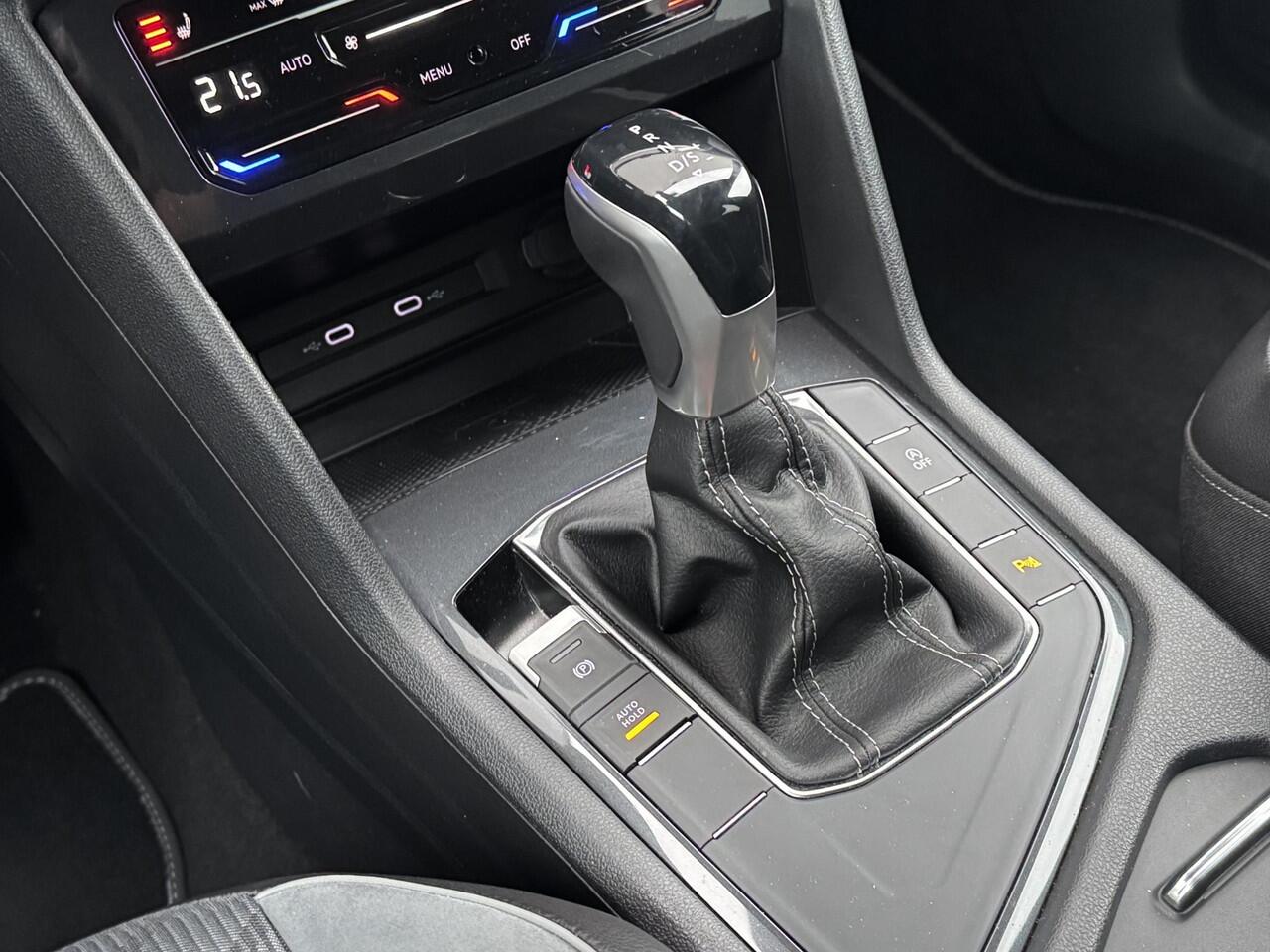 Volkswagen TIGUAN 1.5 TSI ACT Highline Business 3X R-Line PANO