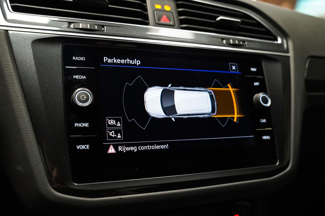 Volkswagen TIGUAN 1.4 TSI eHybrid R-Line Black style|Trekhaak|20 inch