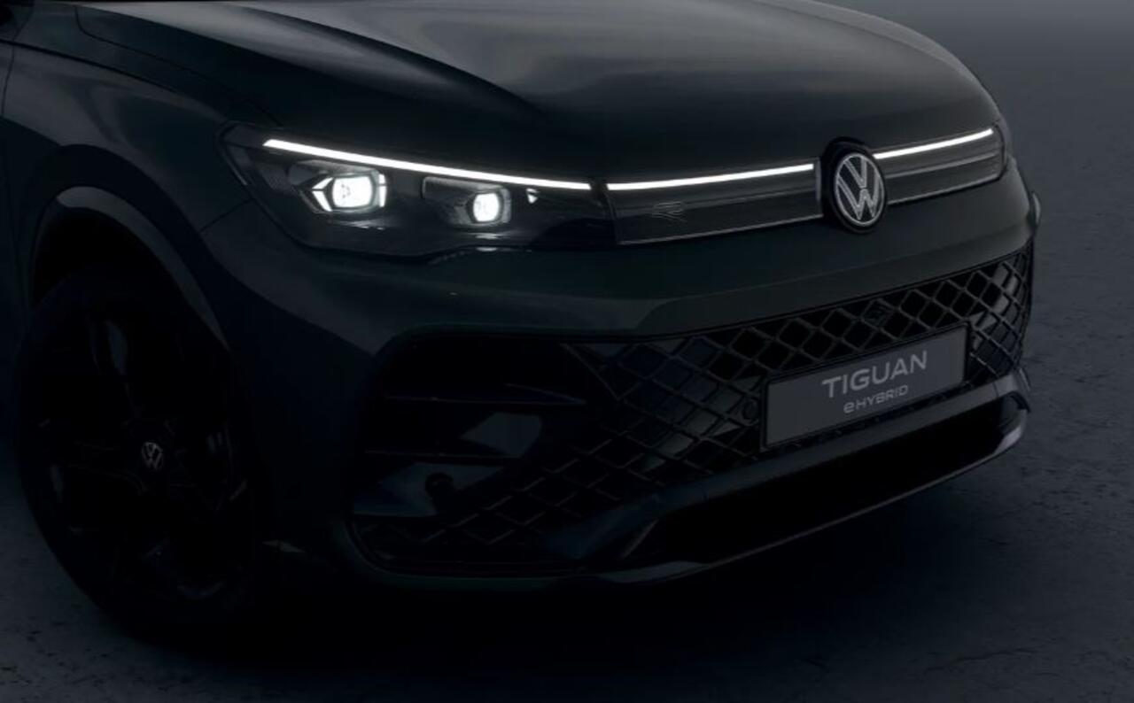 Volkswagen TIGUAN 1.5 eHybrid R-Line Edition !!!Profiteer ook van 4.000 EURO inruilpremie!!