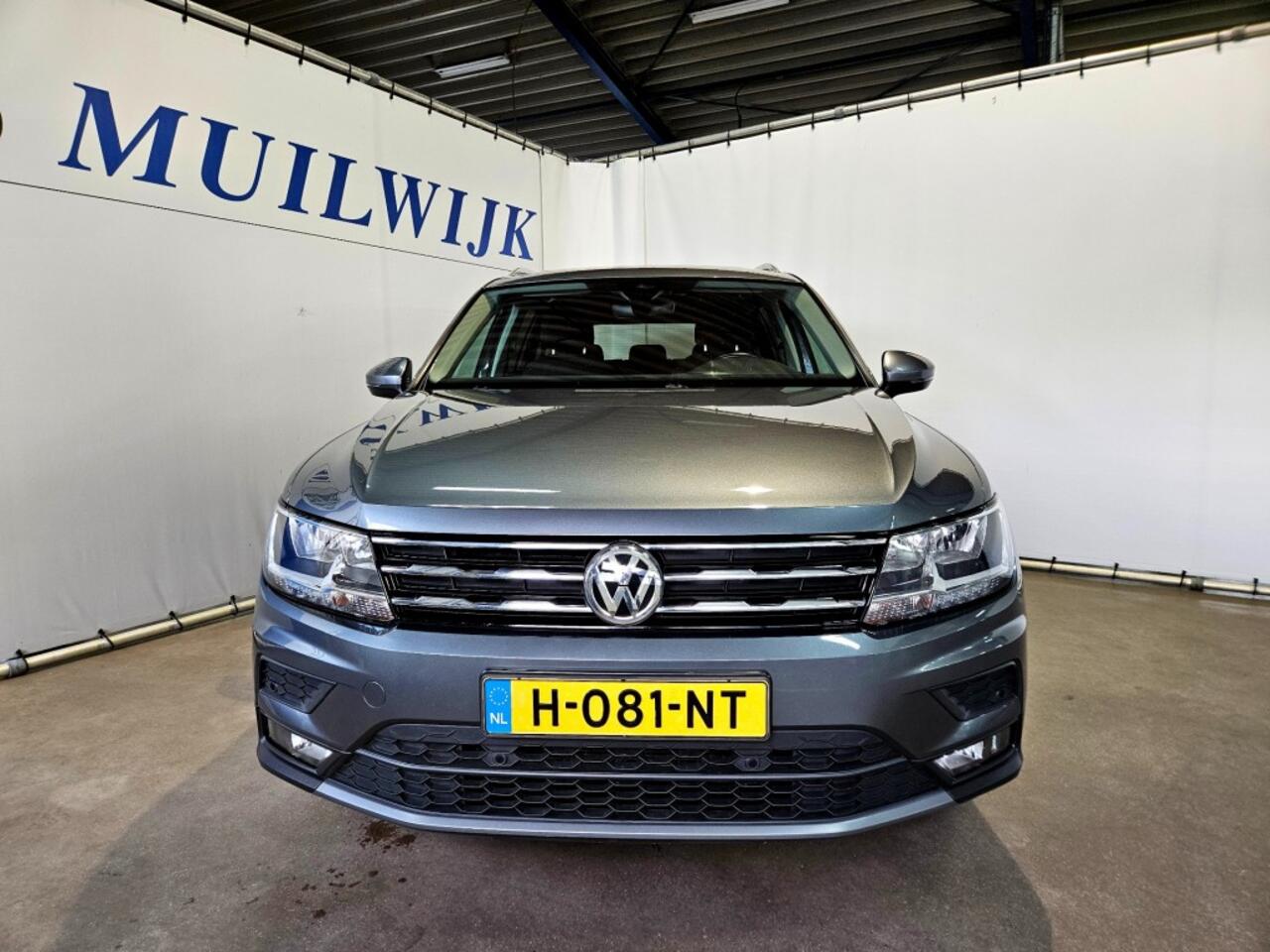 Volkswagen TIGUAN 1.5 TSI Comfortline Business 7p. / Camera / Panoramadak / NL Au