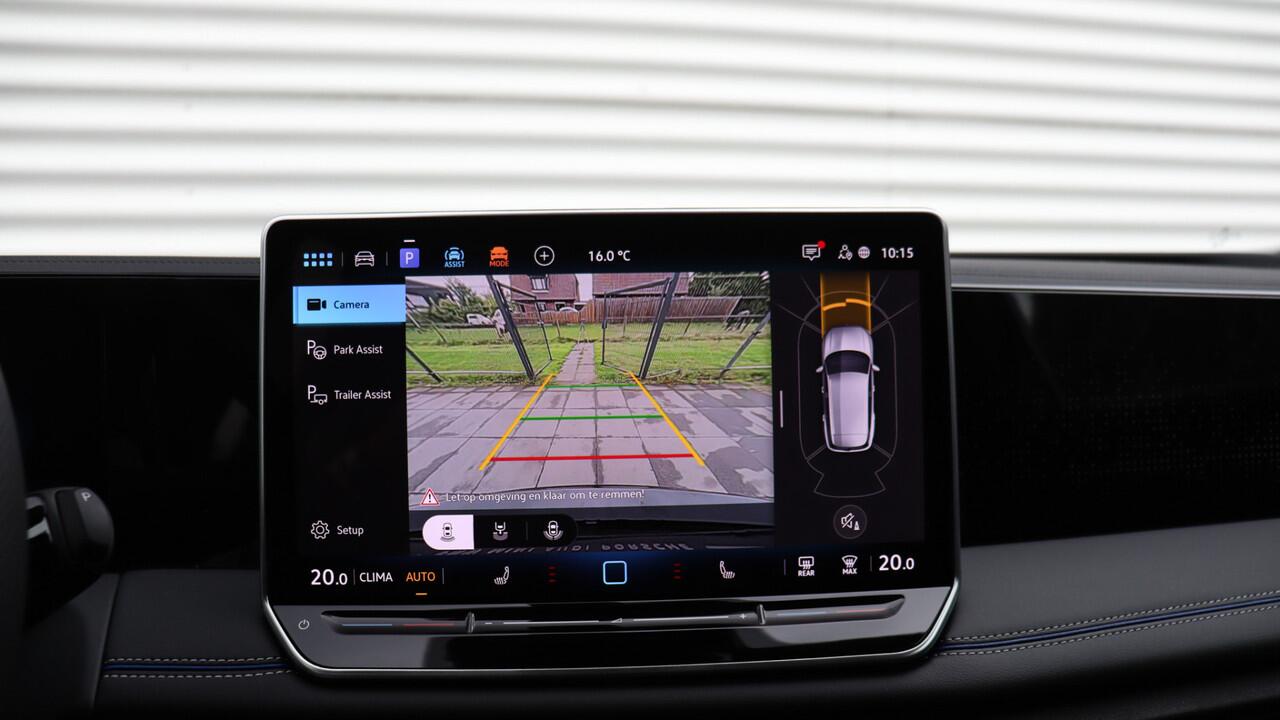 Volkswagen TIGUAN 1.5 eHybrid R-Line Edition | Massage | Panoramadak | Black Style Package | Trekhaak