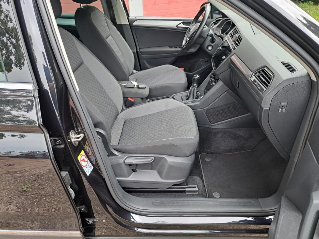 Volkswagen TIGUAN 1.5 TSI 131 Pk Comfortline Business Ecc Nav. Apple Carplay