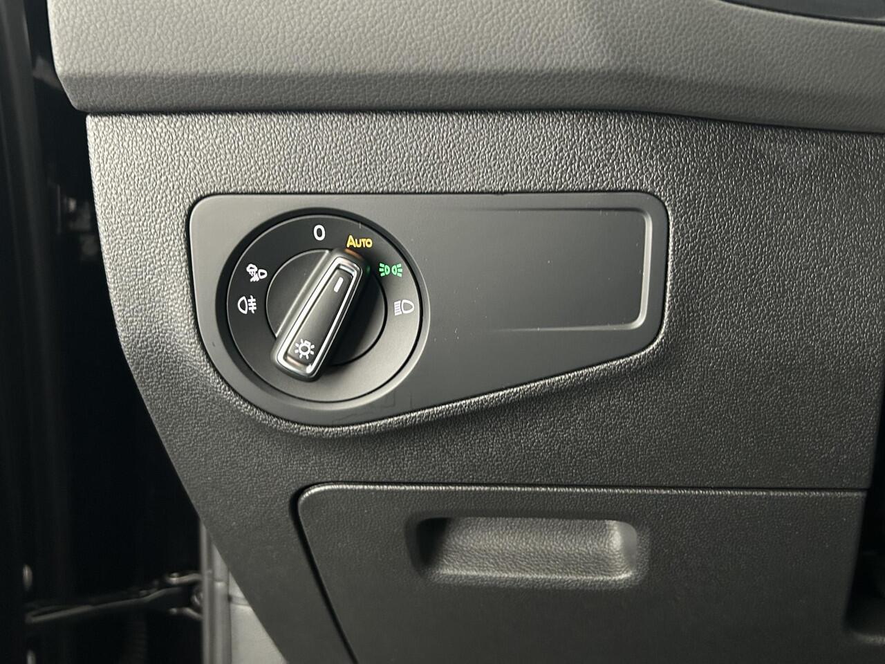 Volkswagen TIGUAN 1.5 TSI 150pk DSG R-Line Panoramadak Stoelverwarming Virtual Cockpit Navigatie