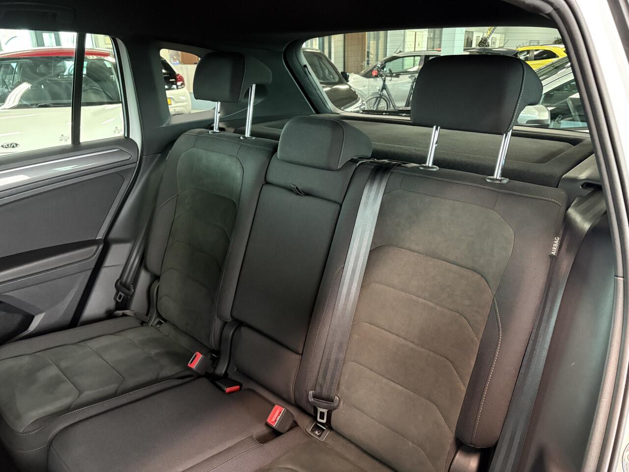 Volkswagen TIGUAN 1.5 TSi 150pk DSG Highline Business R-Line CAMERA/VIRTUAL/20INCH/ORYX WHITE PEARL