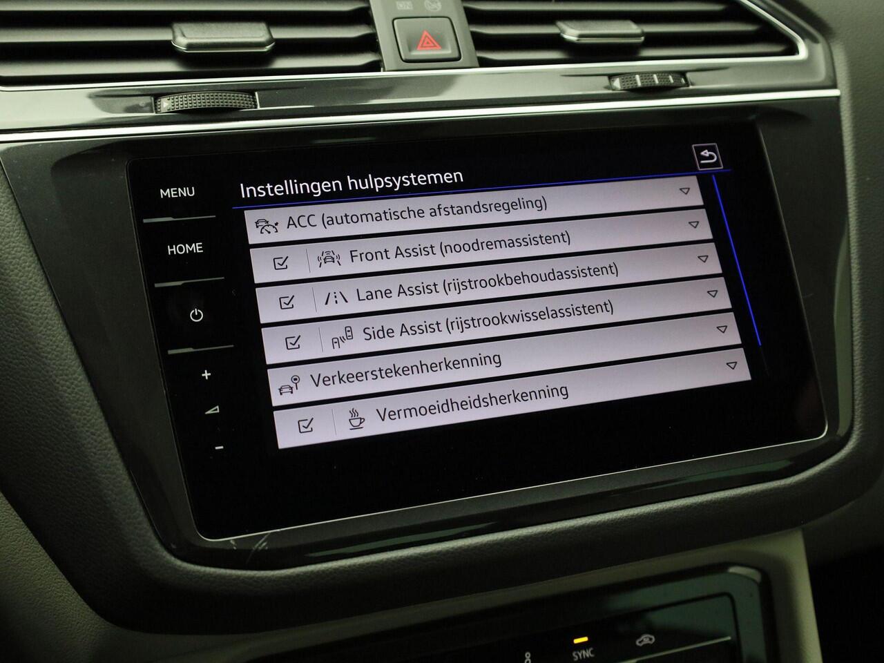 Volkswagen TIGUAN 1.4TSIeHybrid 180kW/245PK Elegance DSG · Panoramadak · Camera + Parkeersensoren · Navigatie