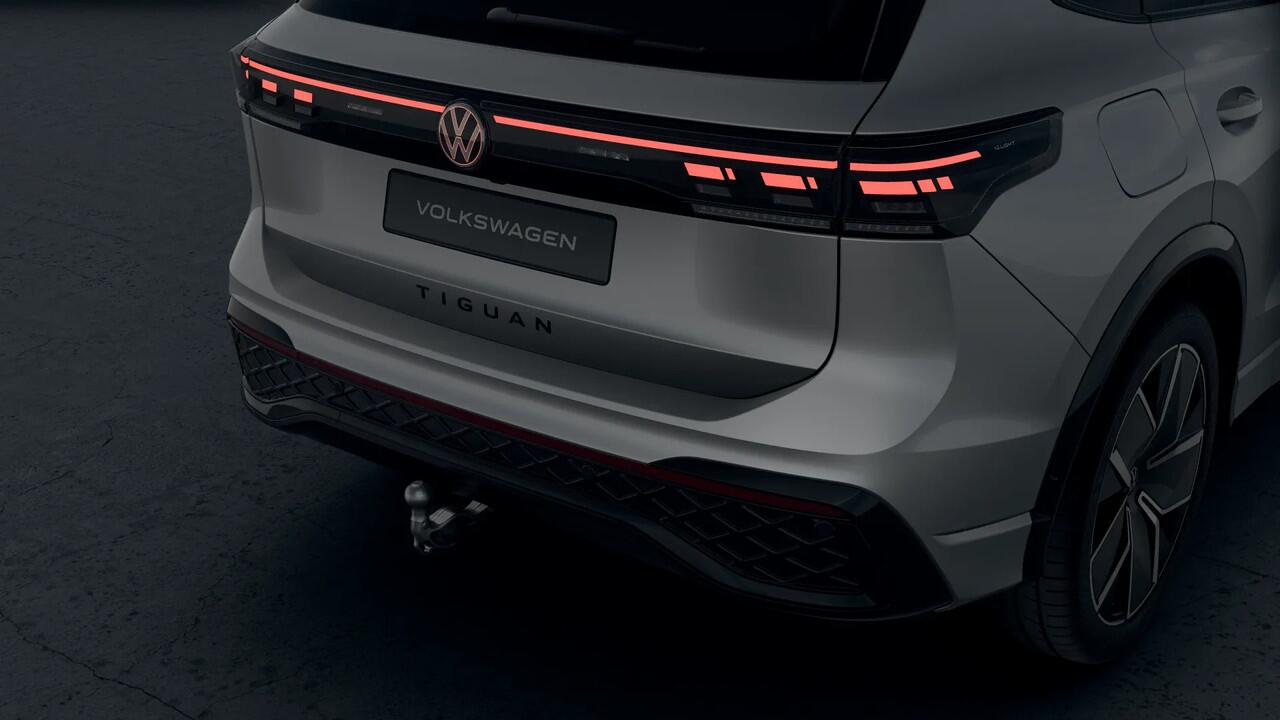 Volkswagen TIGUAN 1.5 eHybrid 204 6DSG R-Line Edition Automaat | Black Style Pakket