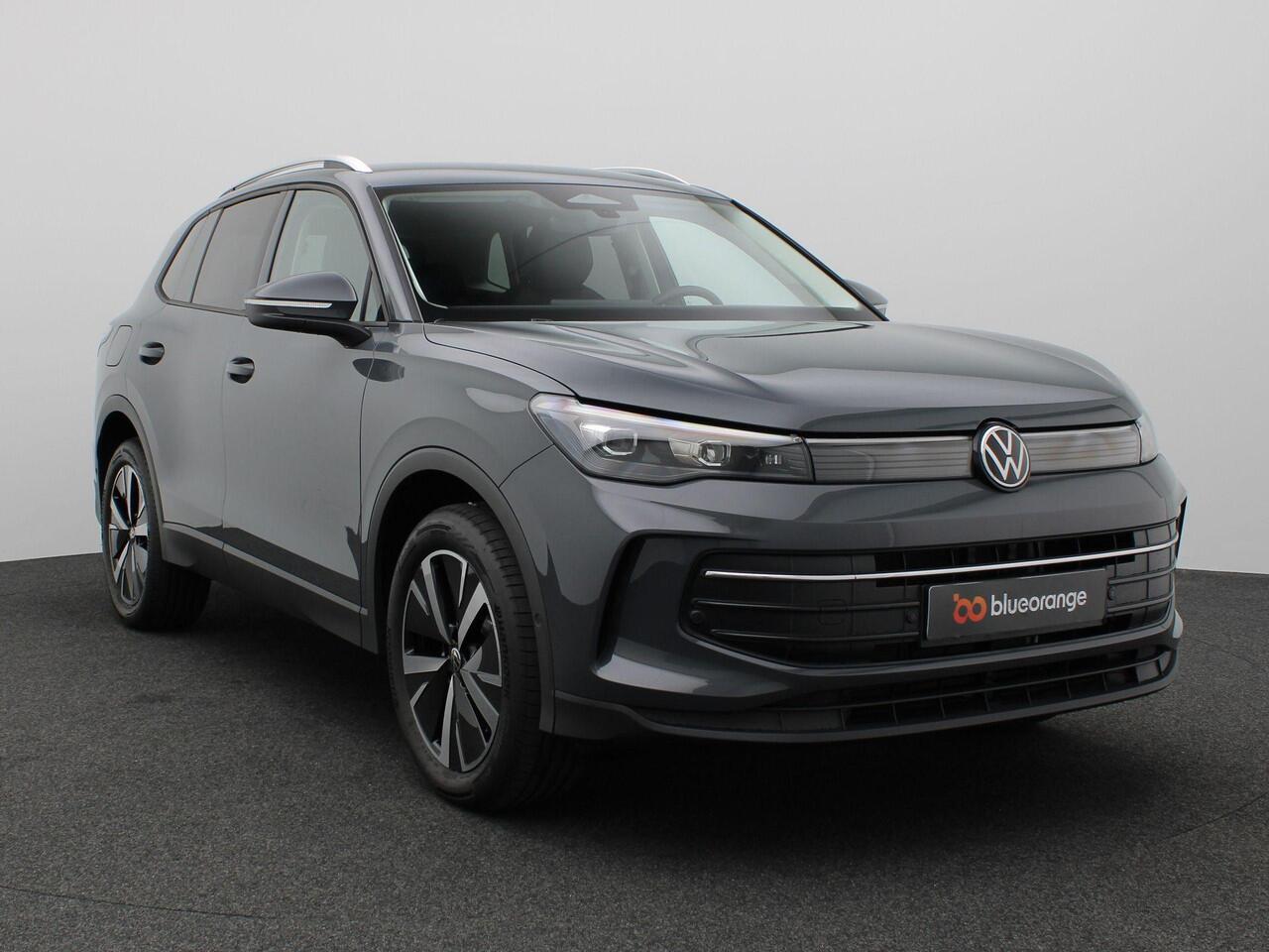 Volkswagen TIGUAN 1.5 eHybrid Life Edition 204PK DSG Trekhaak, 19" LM Velgen, Keyless, Achteruitrijcamera, Side Assist, Navi via Apple Carplay/Android Auto, Adaptieve Cruise Control, Stoel-Stuurverwarming, Elektr. Achterklep