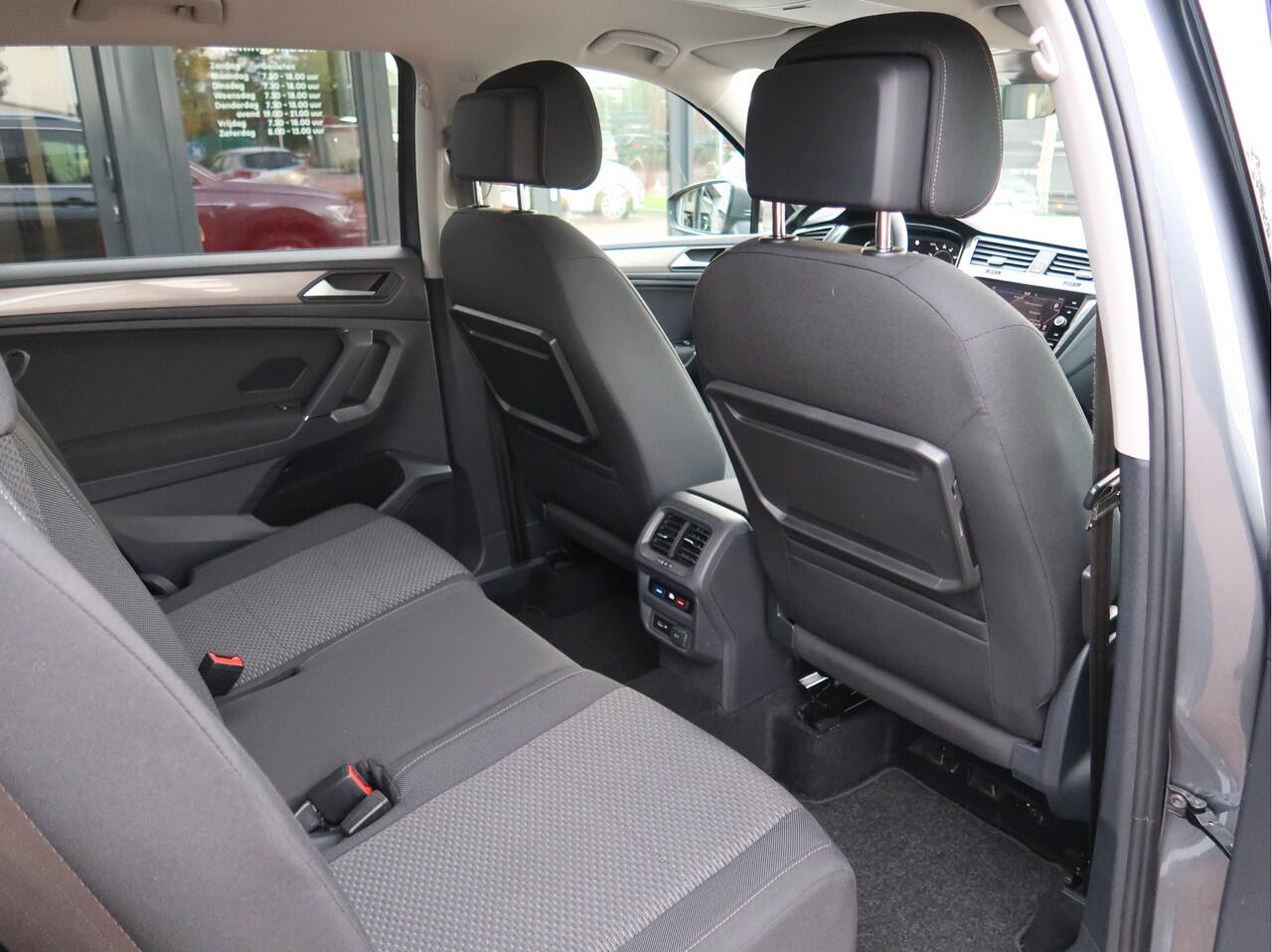 Volkswagen TIGUAN Allspace 1.5 TSI Comfortline Business 7 Pers. | Trekhaak |