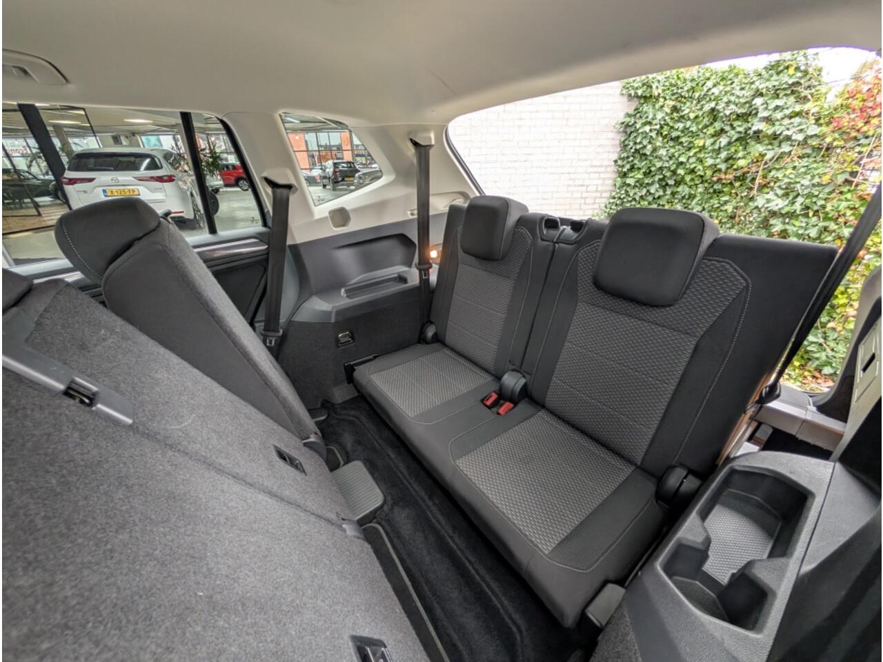 Volkswagen TIGUAN Allspace 1.5 TSI Comfortline Business. 7 persoons