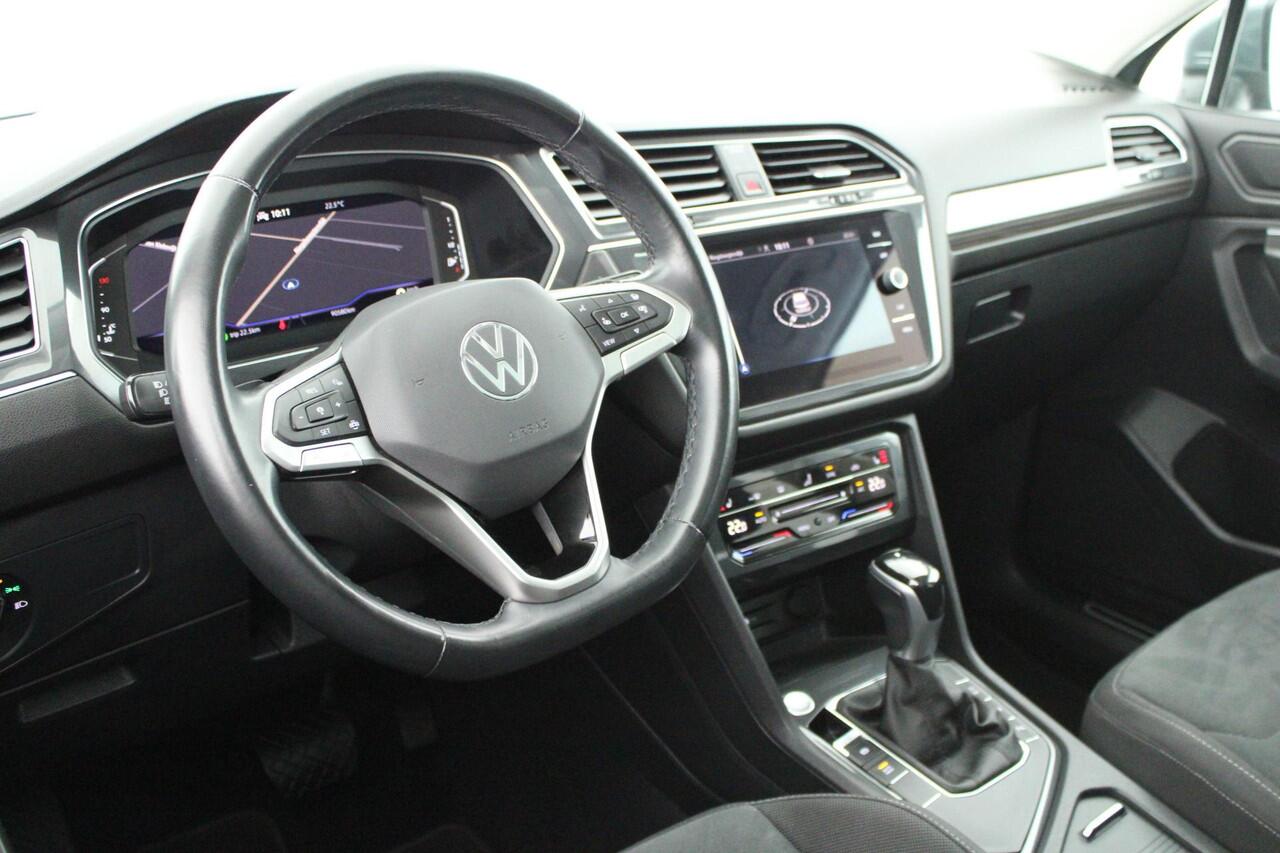 Volkswagen TIGUAN Allspace 1.5 TSI 150pk DSG Elegance Panoramadak Virtual cockpit Camera Navigatie ACC Clima