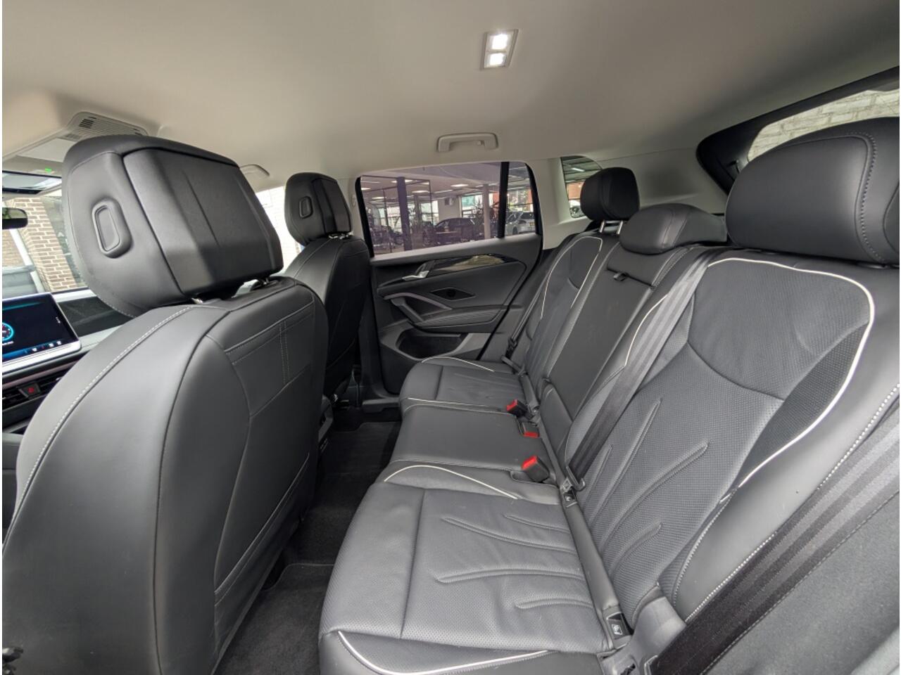 Volkswagen TIGUAN 1.5 eTSI Life Edition DSG/360 camera/Style pakket